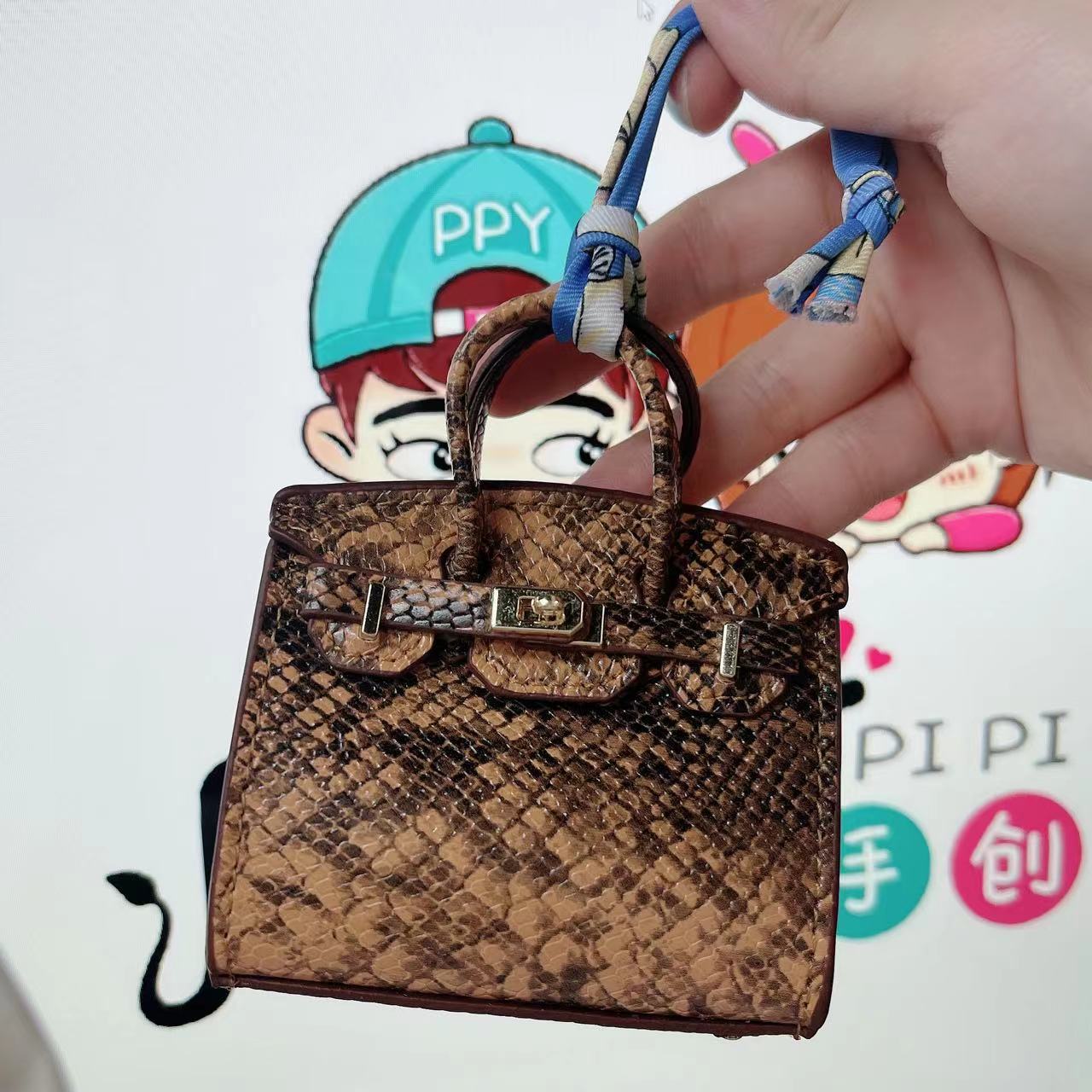 High Beauty Mini Window Small House Bag Pendant Earphones Lipstick Car Key Small Bag Backpack Hanging Decoration