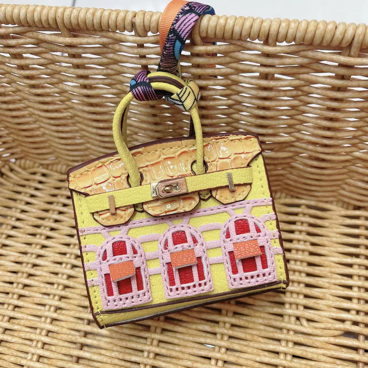 High Beauty Mini Window Small House Bag Pendant Earphones Lipstick Car Key Small Bag Backpack Hanging Decoration