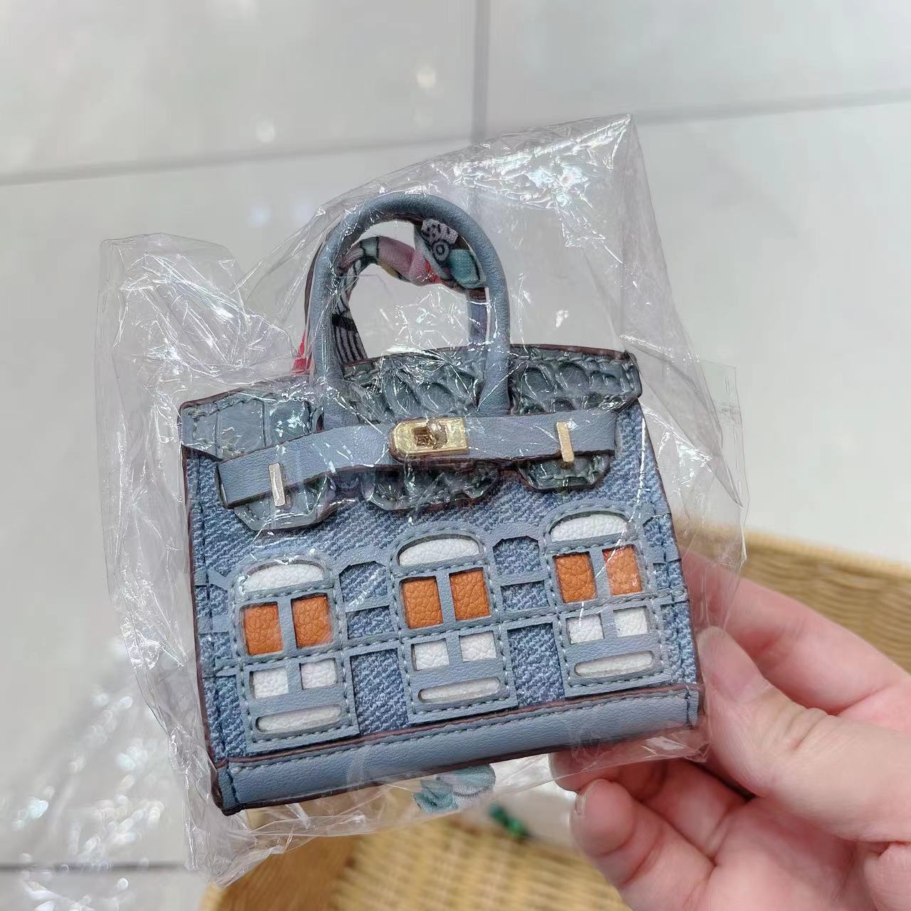 High Beauty Mini Window Small House Bag Pendant Earphones Lipstick Car Key Small Bag Backpack Hanging Decoration